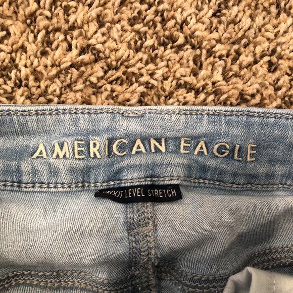 American Eagle light wash hi-rise jeggings - Picture 4 of 5